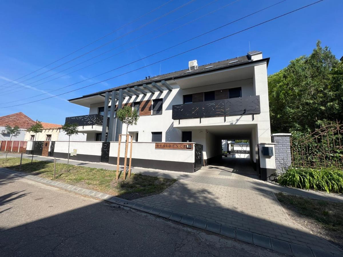 Csipke Residence 1. Hajduszoboszlo Exterior photo